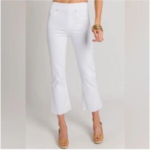 SPANX Stretch Cropped Flare Raw Hem Jeans in White Size Small